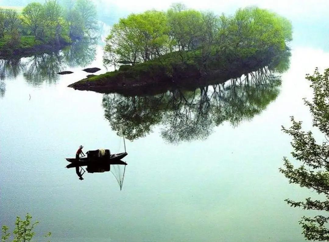 45句极美诗词读后唇齿留香,人间情怀最经典十首诗词大全