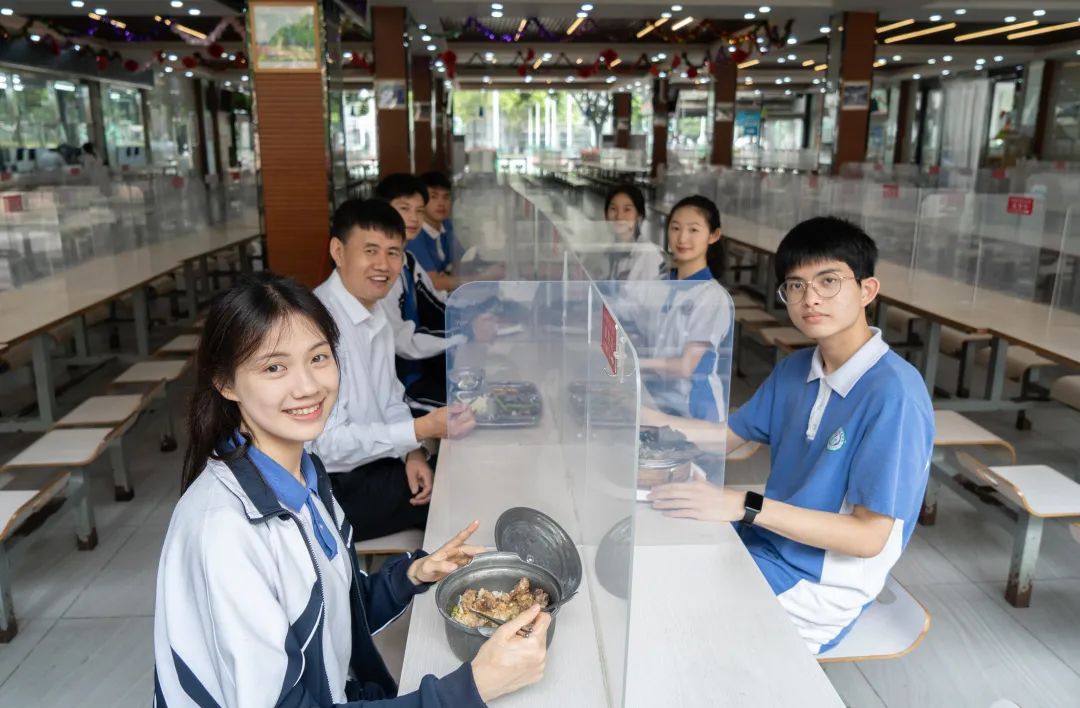 深圳市光明区民办高级中学,深圳光明高级中学体育场