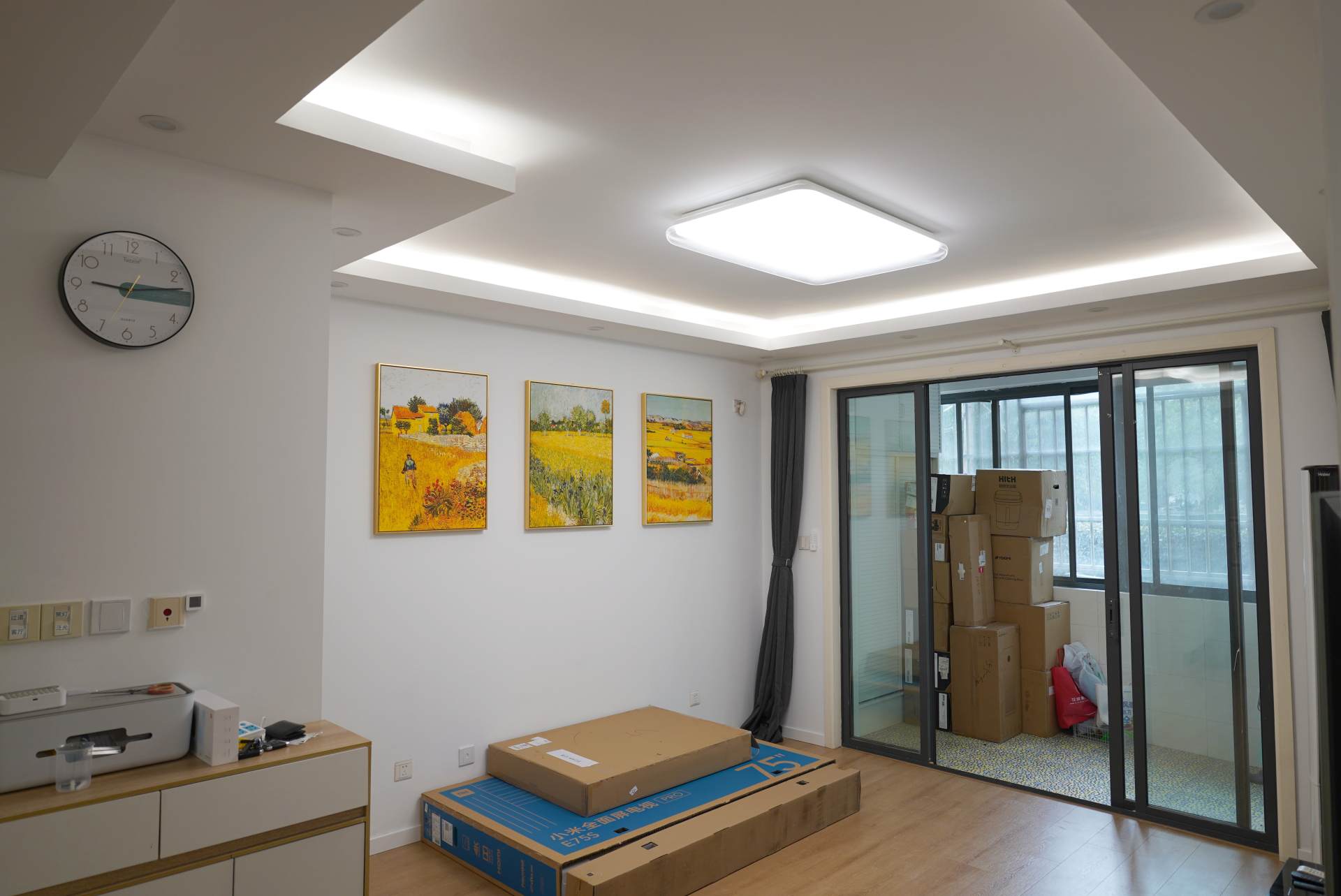 小户型也没有必要做全屋智能灯光,二手房客厅灯光改造