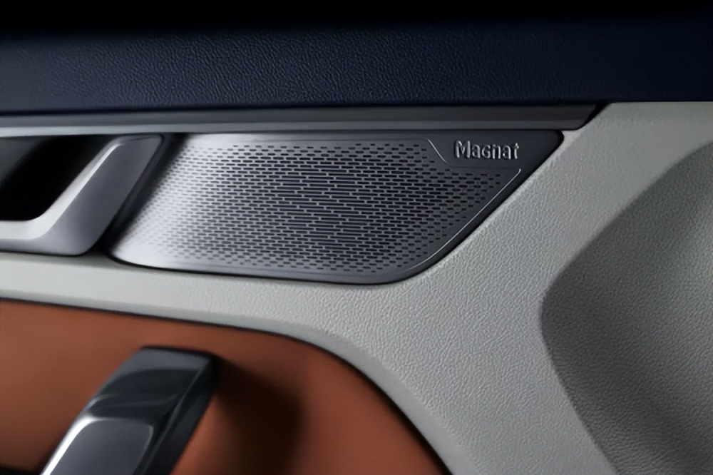 爱驰u6省油吗,爱驰u6领先配置