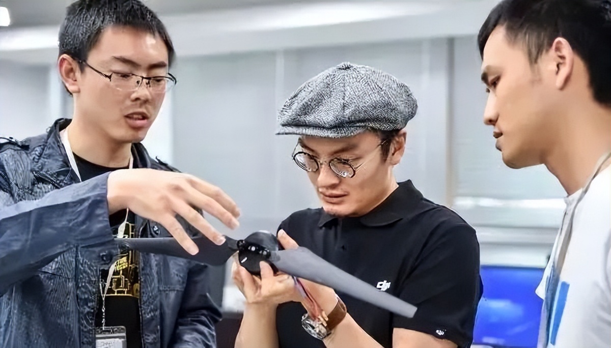 他，80后，身价500亿：用7年抢占全球7成市场，10年形成垄断