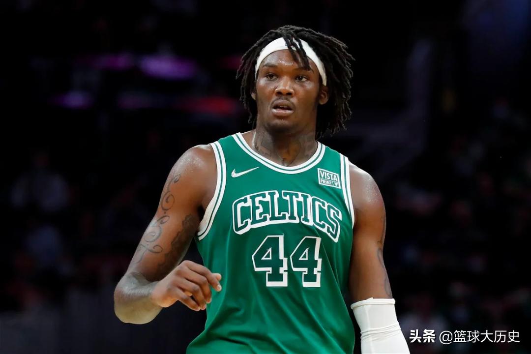 硬汉！半月板撕裂还在打！他赌上了自己的生涯