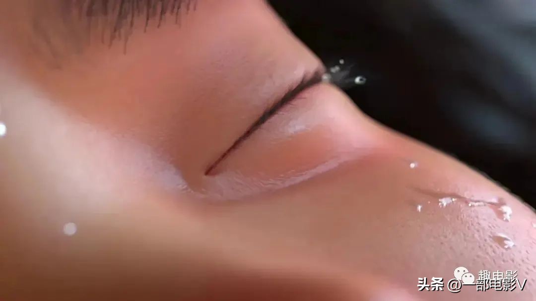 口碑两极分化，春节档最可惜的电影《深海》