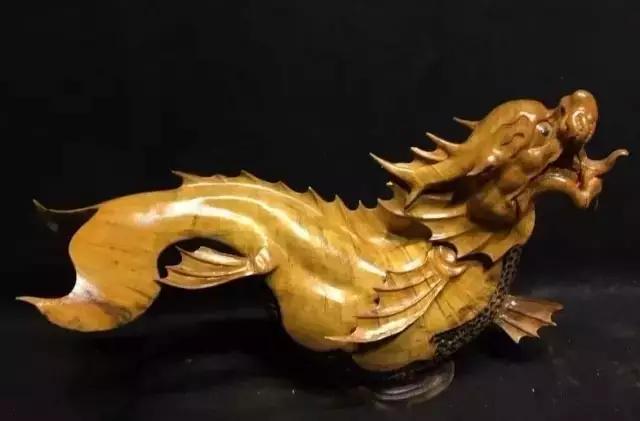 佛手雕件的寓意和象征,翡翠常见的雕件及寓意