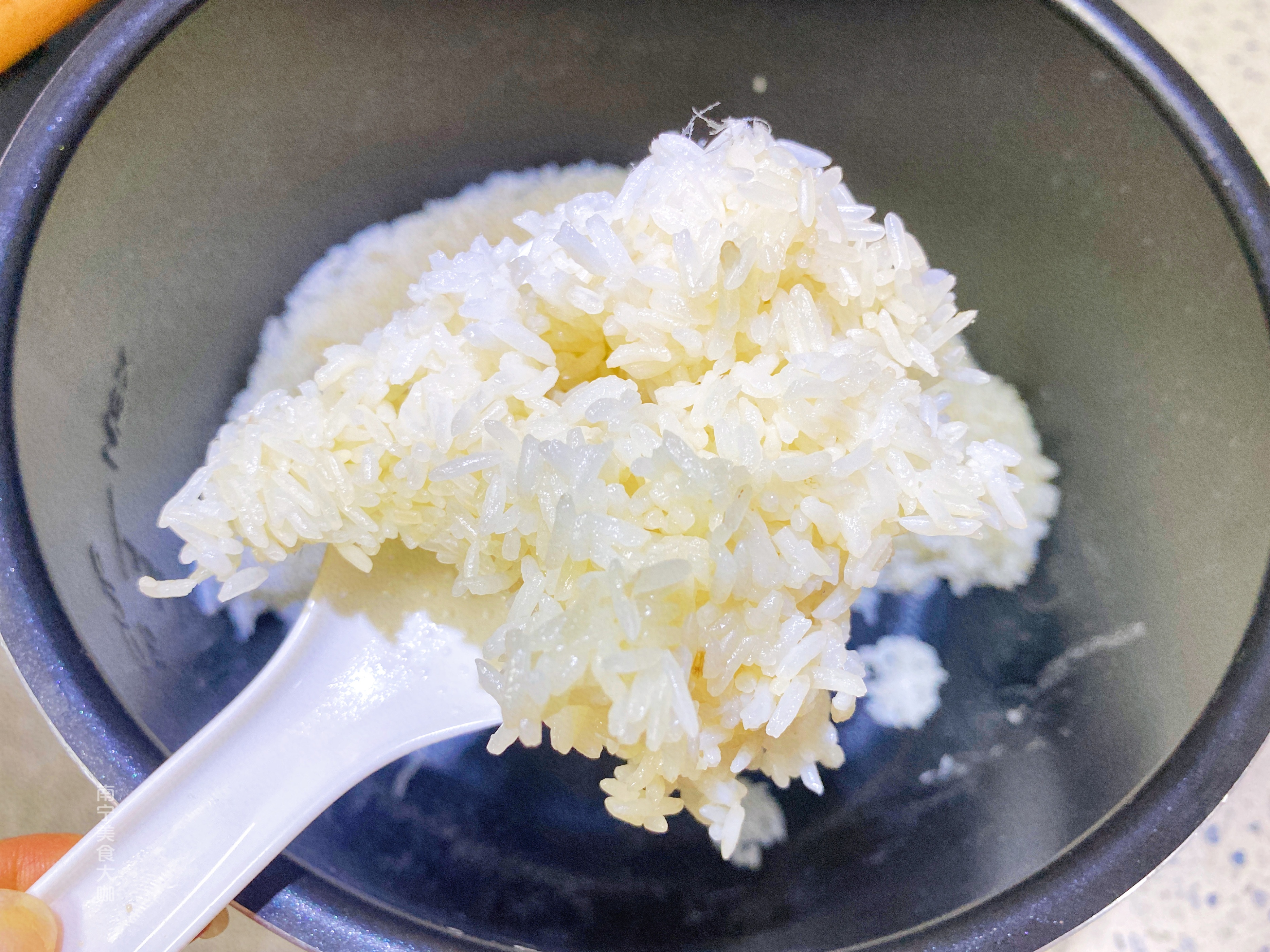 隔夜米饭能吃吗吃完就吐,隔夜的米饭能不能吃