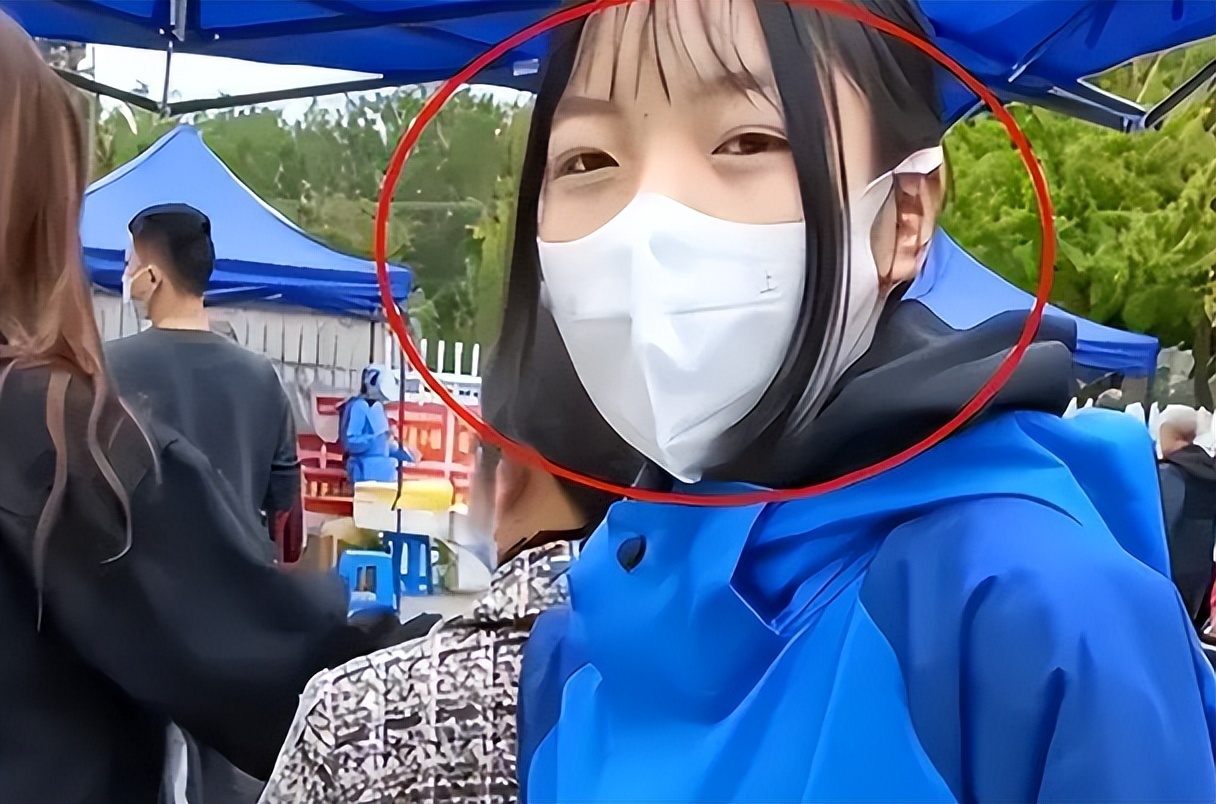 中学女生发型像鲶鱼须子图,女中学生发型鲶鱼须