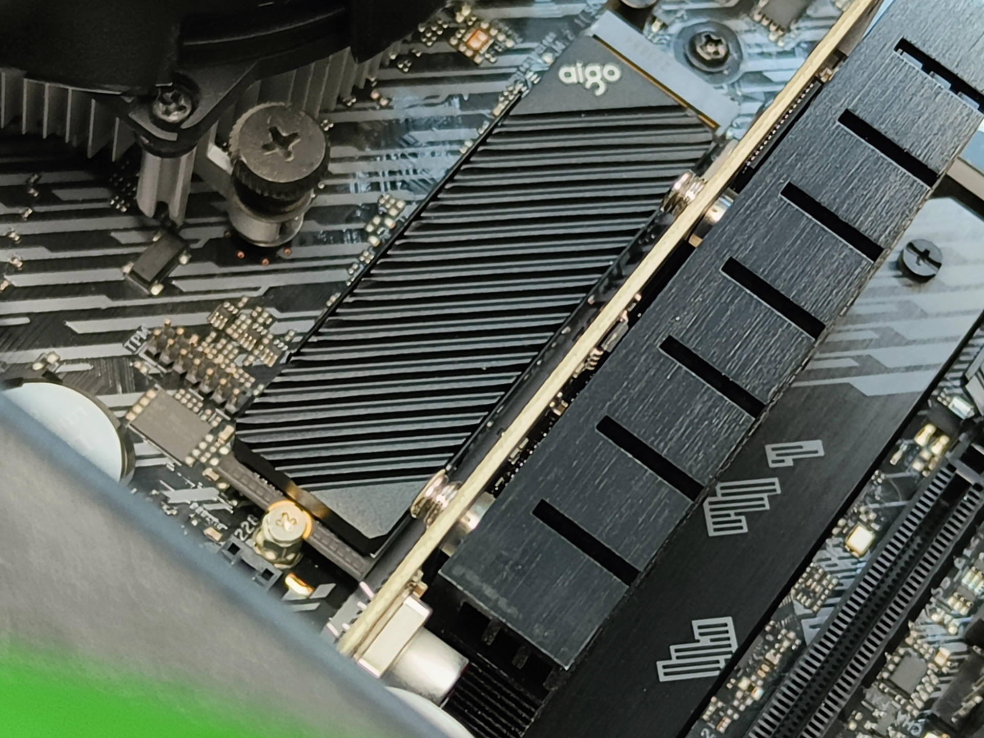 aigop7000ddiy移动固态硬盘,aigo的固态硬盘怎么样