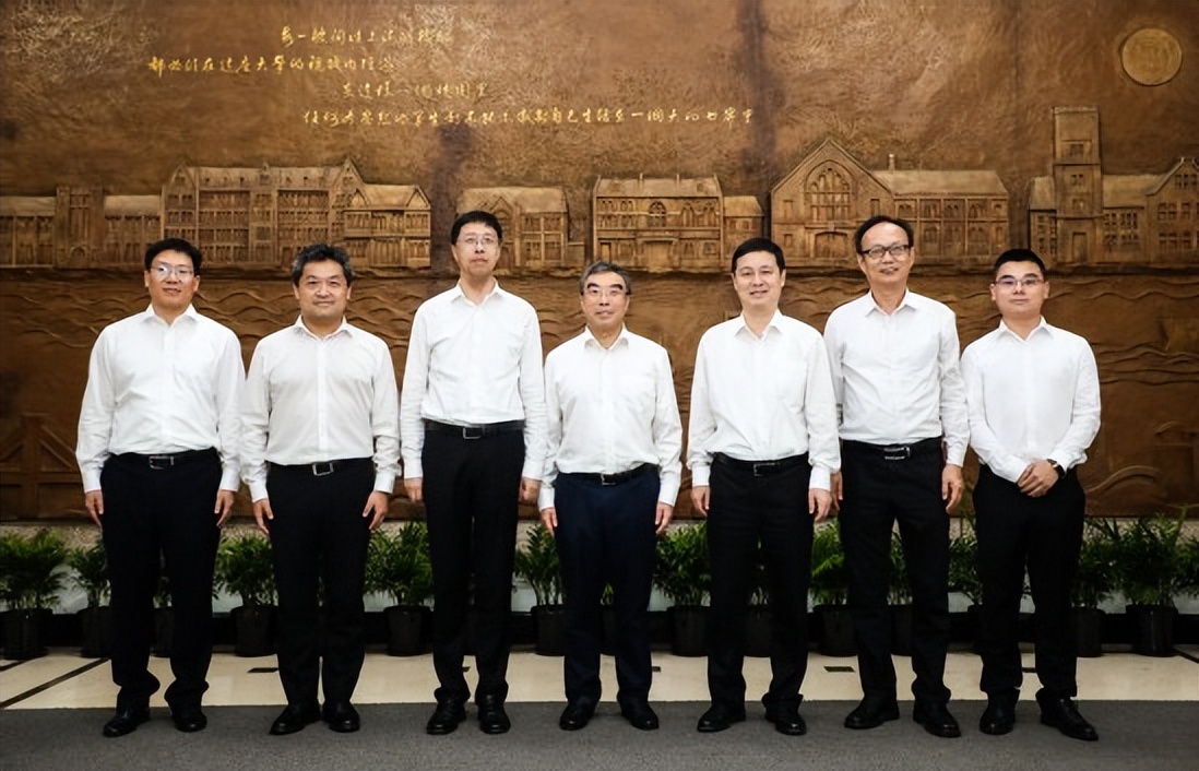 通信历史连载199-华为之1995年入职的董事长“梁博士”梁华