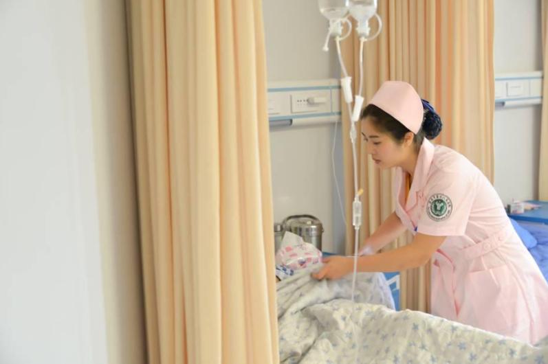 女护士处理男患者隐私部位，会感觉难为情吗？医护人员说出实情