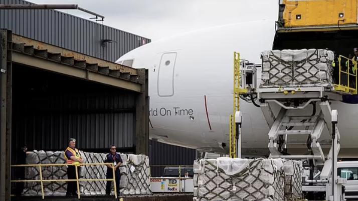 目前美国婴儿配方奶粉短缺的状况,美国奶粉紧缺原因