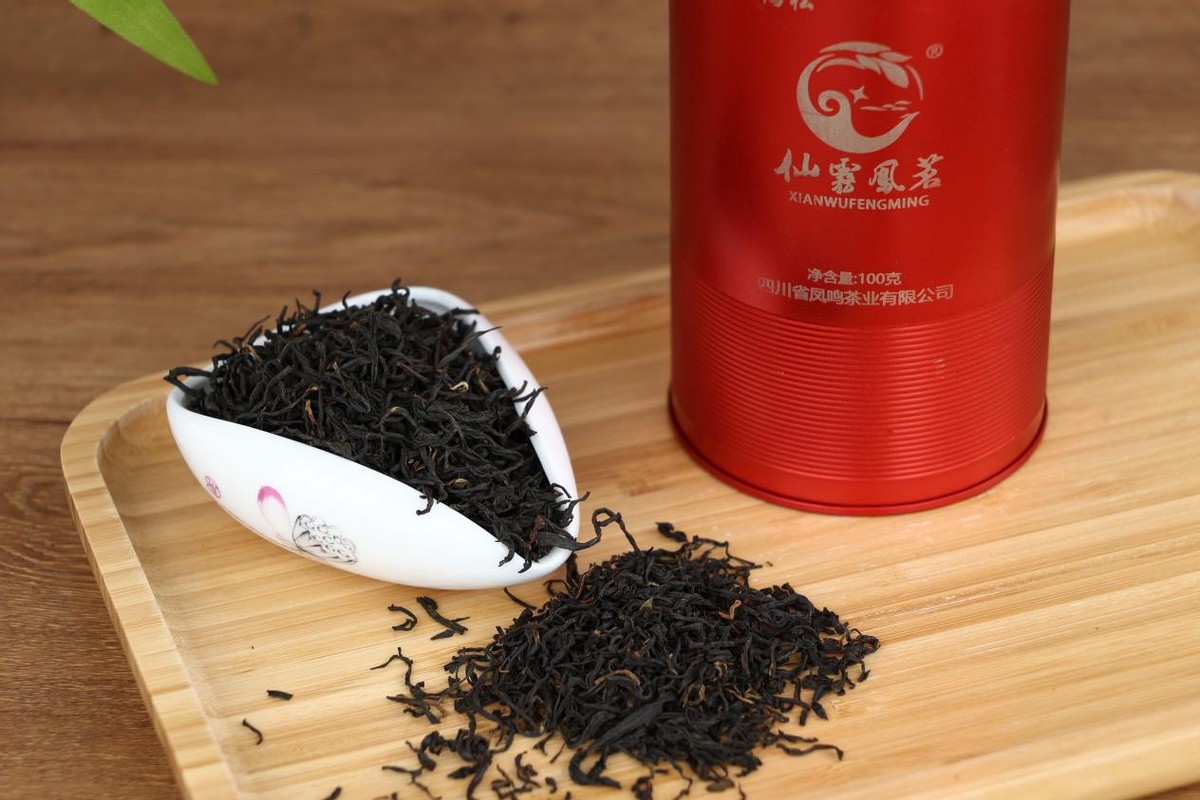 茶叶红茶和绿茶的区别在哪里,茶叶里红茶与绿茶有什么区别