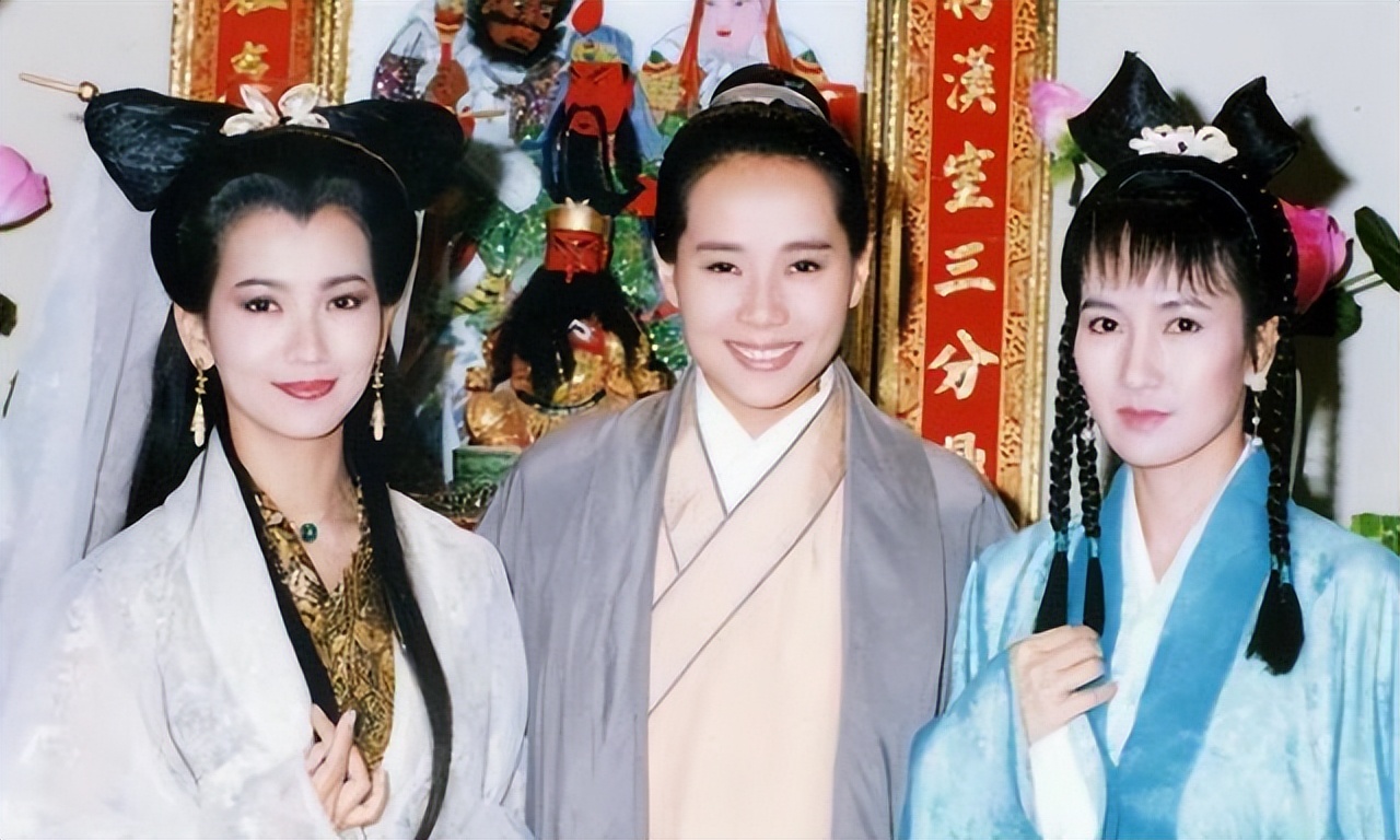 阿娇演的青蛇什么时候上映 (阿娇首次演青蛇)