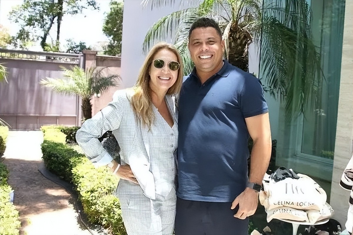 罗纳尔多大罗身家,罗纳尔多2012年在哪个俱乐部