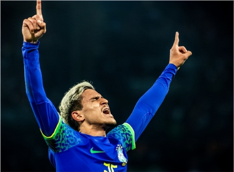 足球比赛内马尔vs梅西,西班牙vs巴西友谊赛内马尔