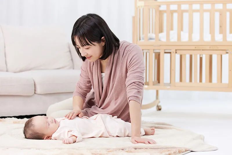 新生儿常见的护理问题及处理方法,新生儿的100个常见情况