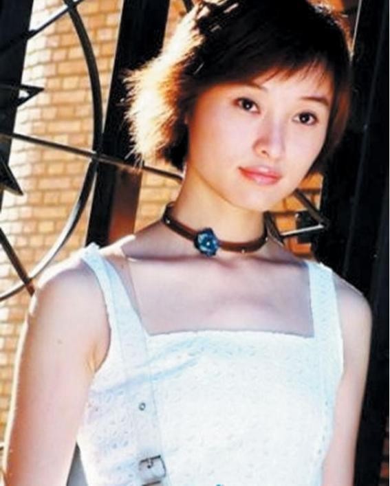 吴越与陈建斌15年的感情,吴越被抛弃而哭的视频