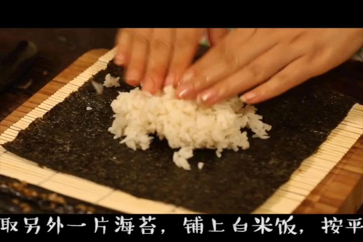 适合小孩吃的蛋包饭,孩子不爱吃饭试试这个办法