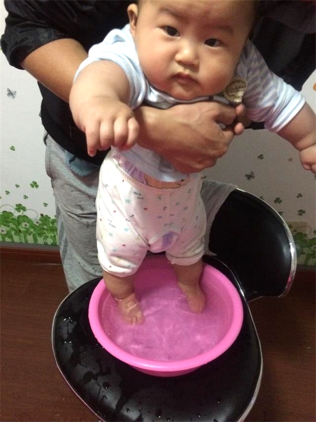 你踩坑了么?网友评选最不实用的十大宝宝用品