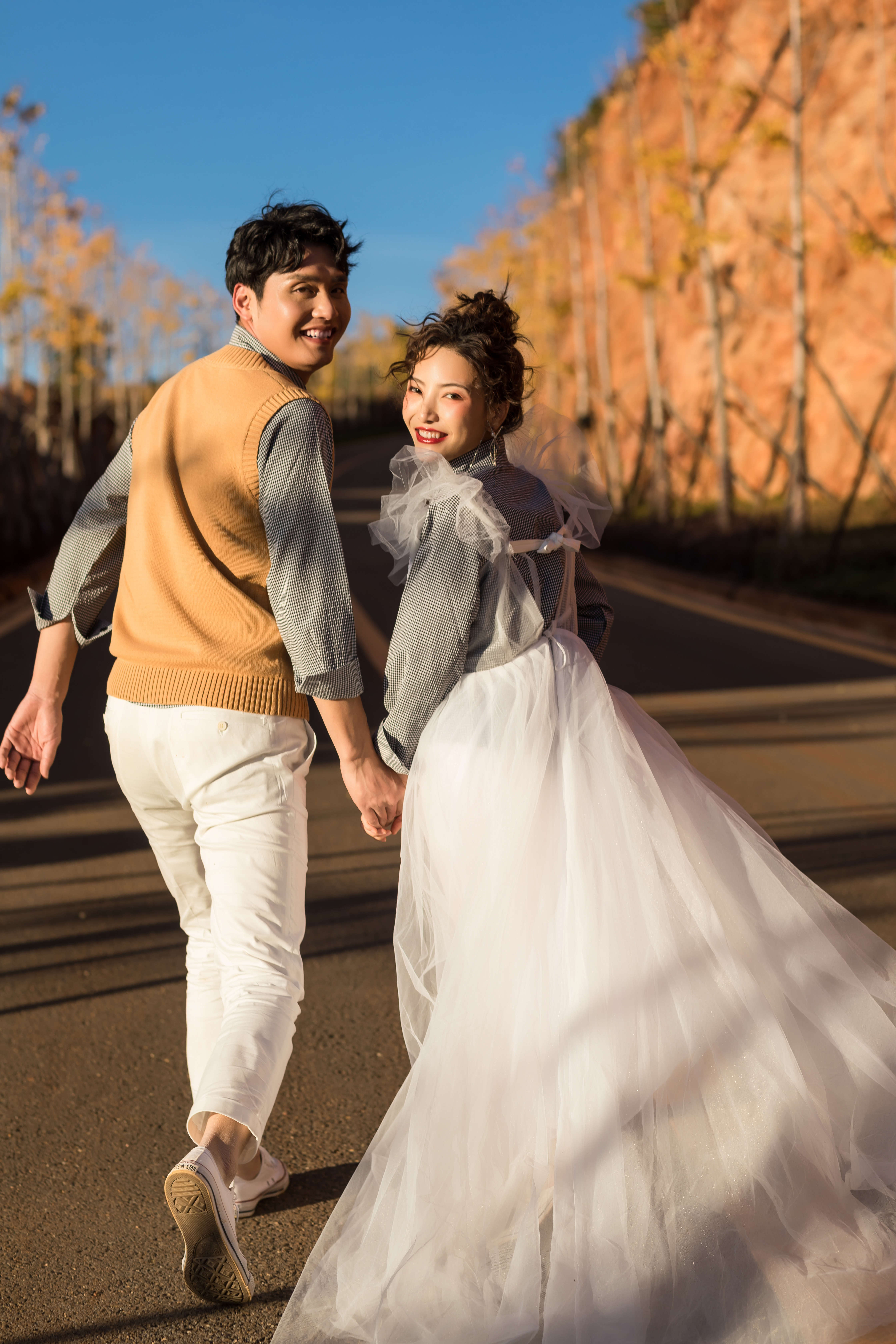 深圳婚纱照5套衣服如何选风格,婚纱照胸小怎么拍