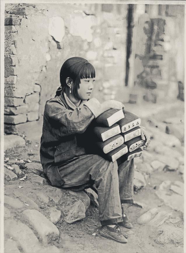 日军日记：*安妇慰**不服从管教，我很愤怒，用*刀刺**插入她的*体下**3