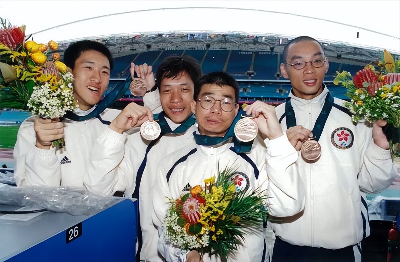 苏桦伟打破哪些残奥会世界纪录,苏桦伟北京夺冠后拥抱刘德华