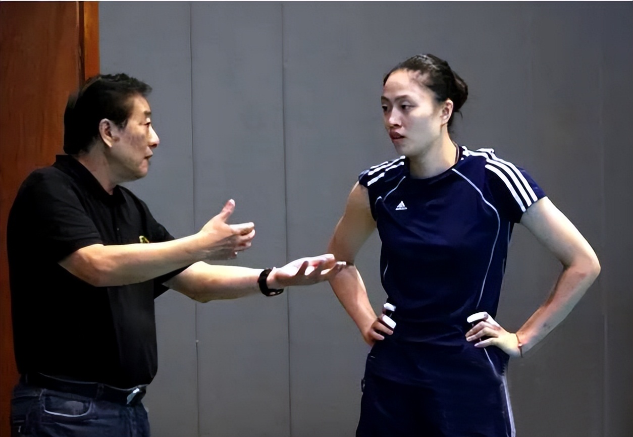 马蕴雯背飞,马蕴雯双背飞完整视频