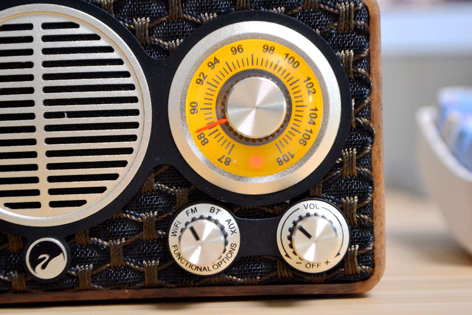 不愧是惠威！主打便携的小音箱，音质依然出众，惠威MT1-Mini试听