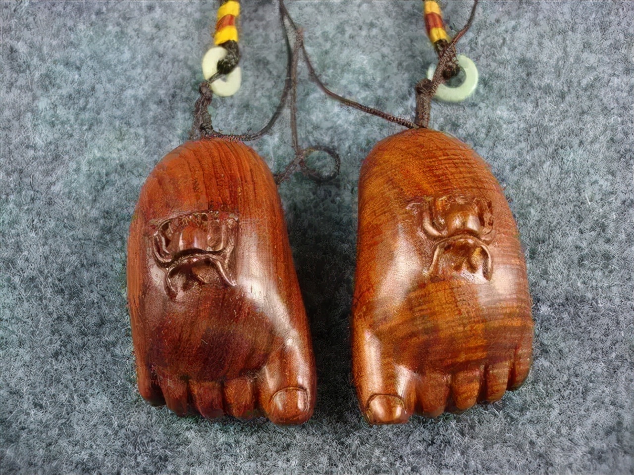 佛手雕件的寓意和象征,翡翠常见的雕件及寓意