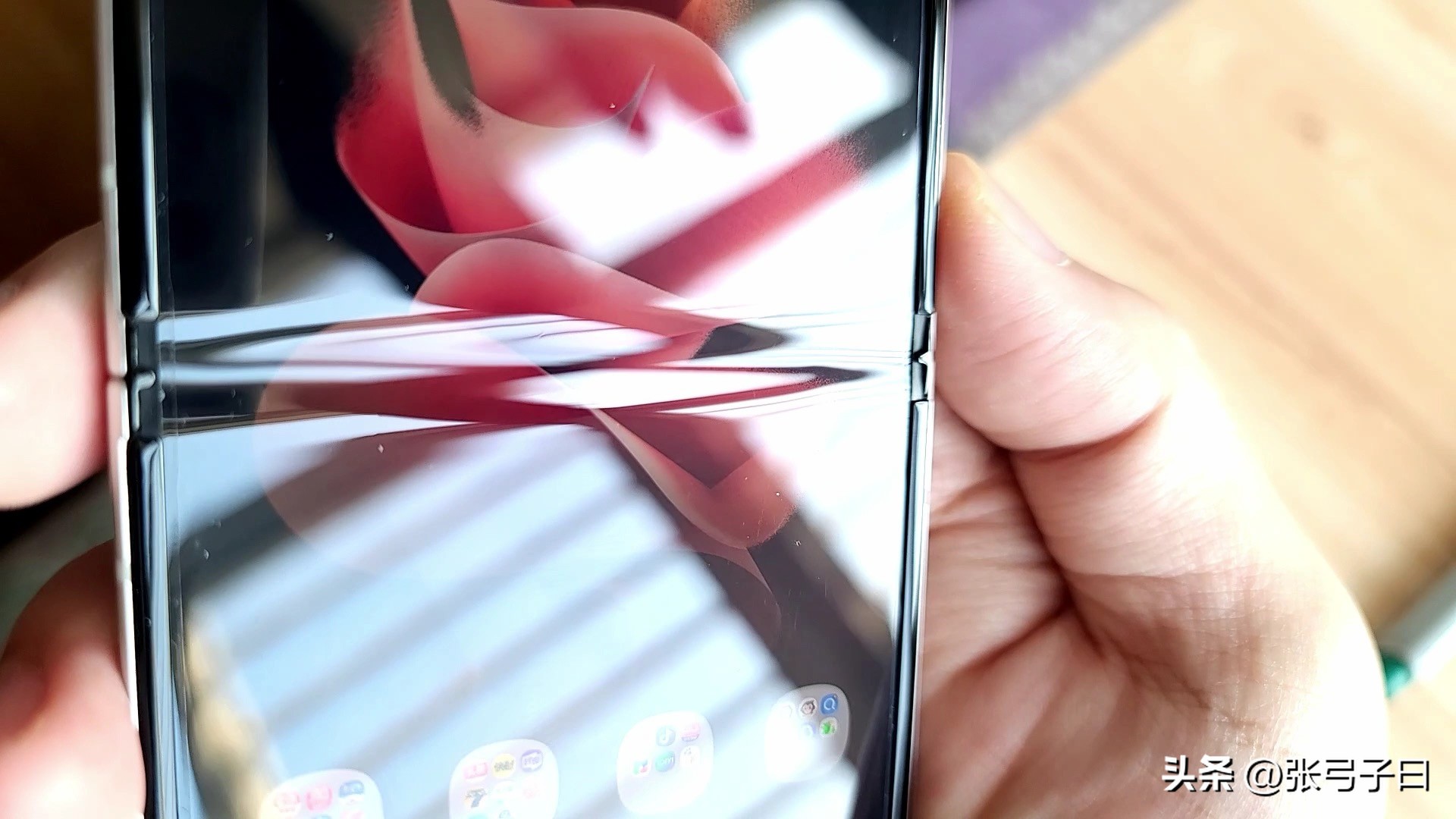 三星galaxyzflip3实用吗,三星galaxyzflip3有什么黑科技