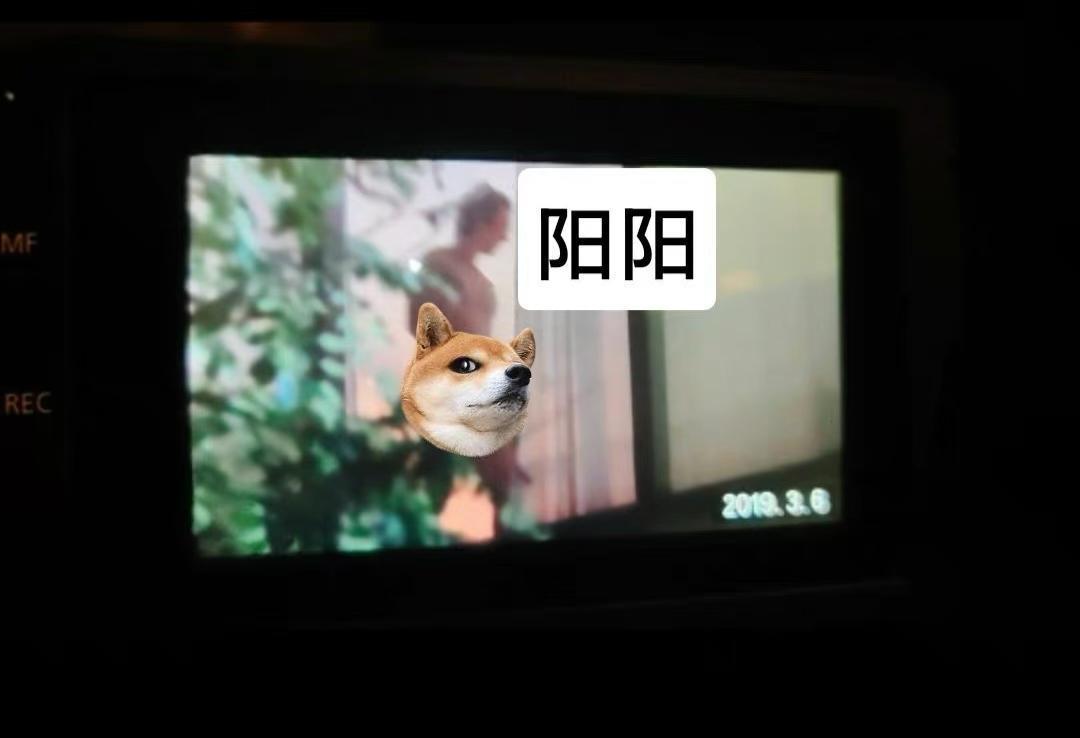 鹿晗被路人偶遇的视频,鹿晗偶遇粉丝打招呼