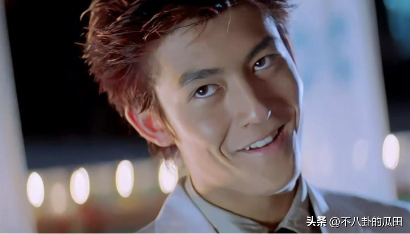 长相成熟棱角分明的帅气男星,年轻时最痞帅的明星男