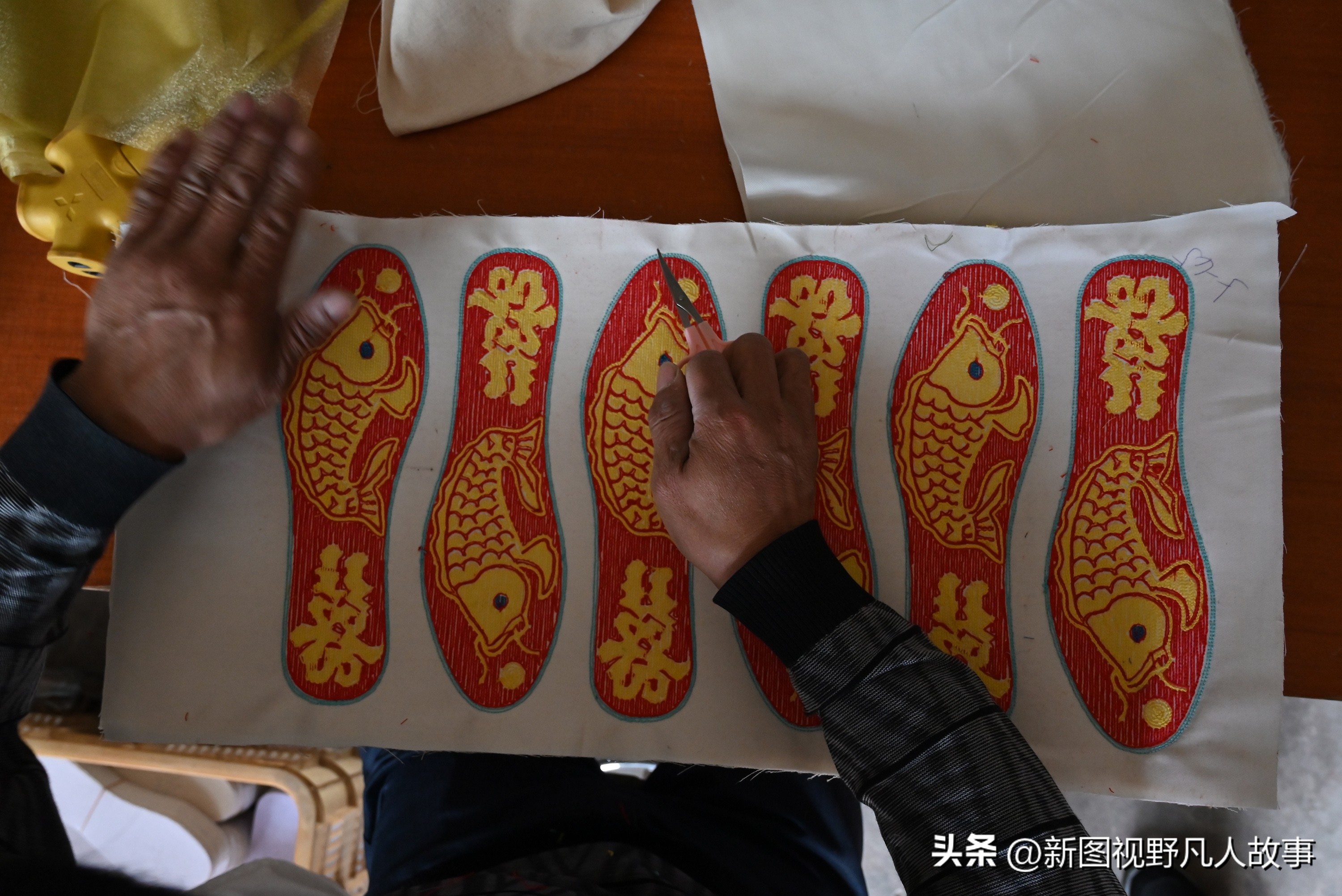 他，3岁患小儿麻痹，拒绝“躺平”，拄拐打拼38年，实现财务自由