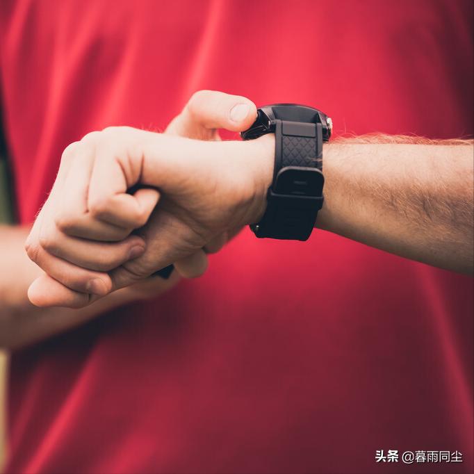 户外手表一般有哪些功能,户外手表功能实用性怎么样知乎