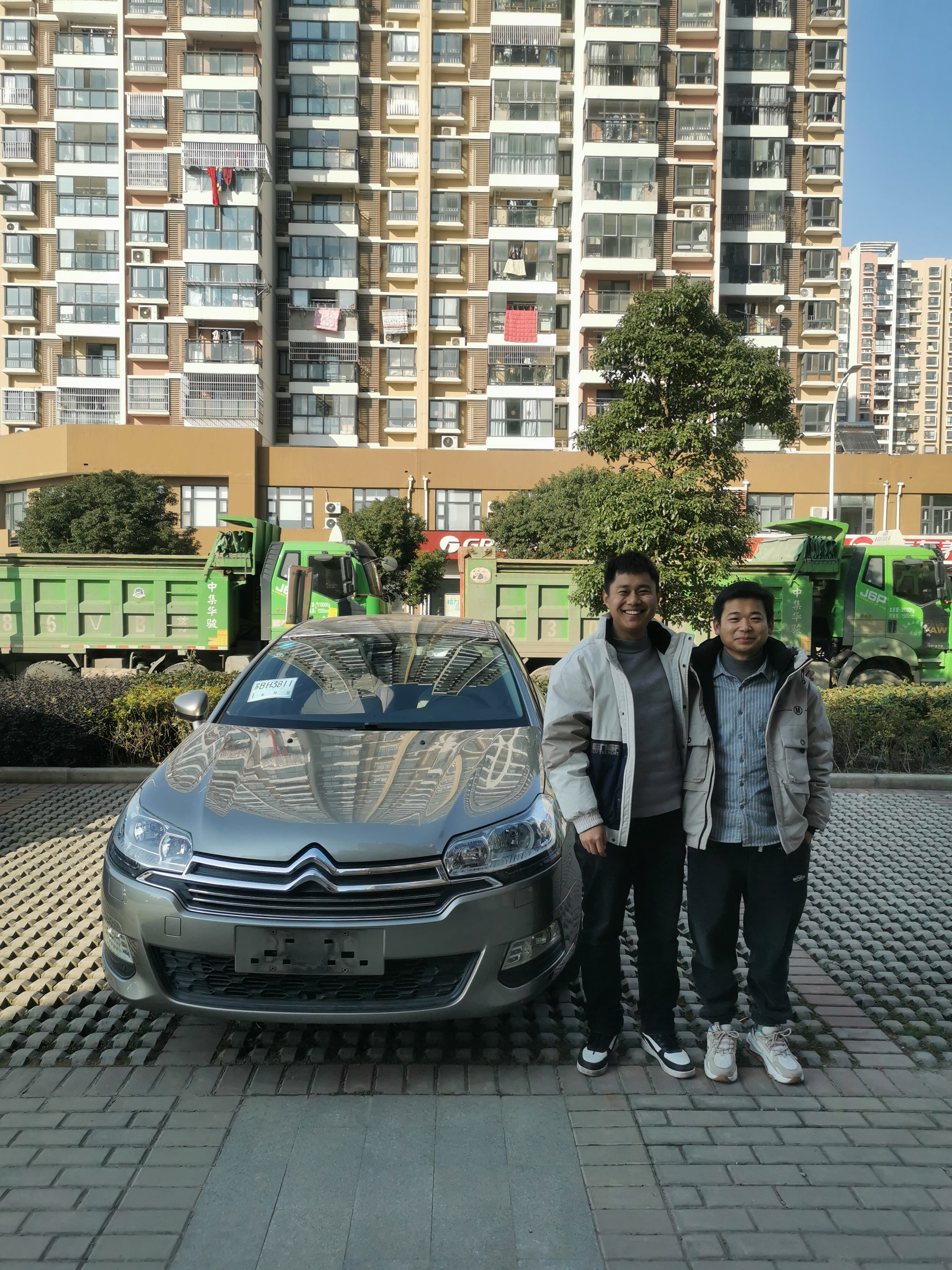 4万雪铁龙c52.0,4万二手车雪铁龙c5