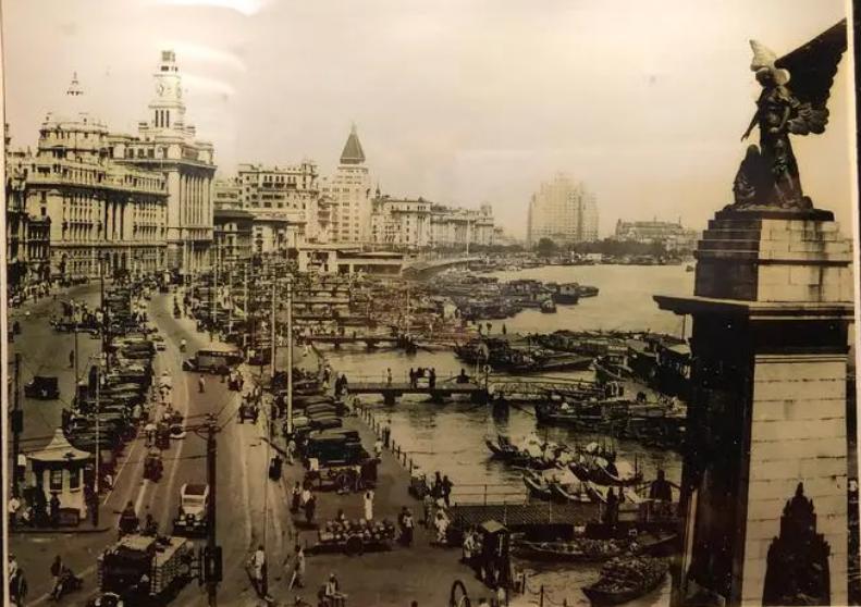 蒋介石如何评价十大元帅？唯有*德朱**可称上帅，贺龙这个人太可怕了