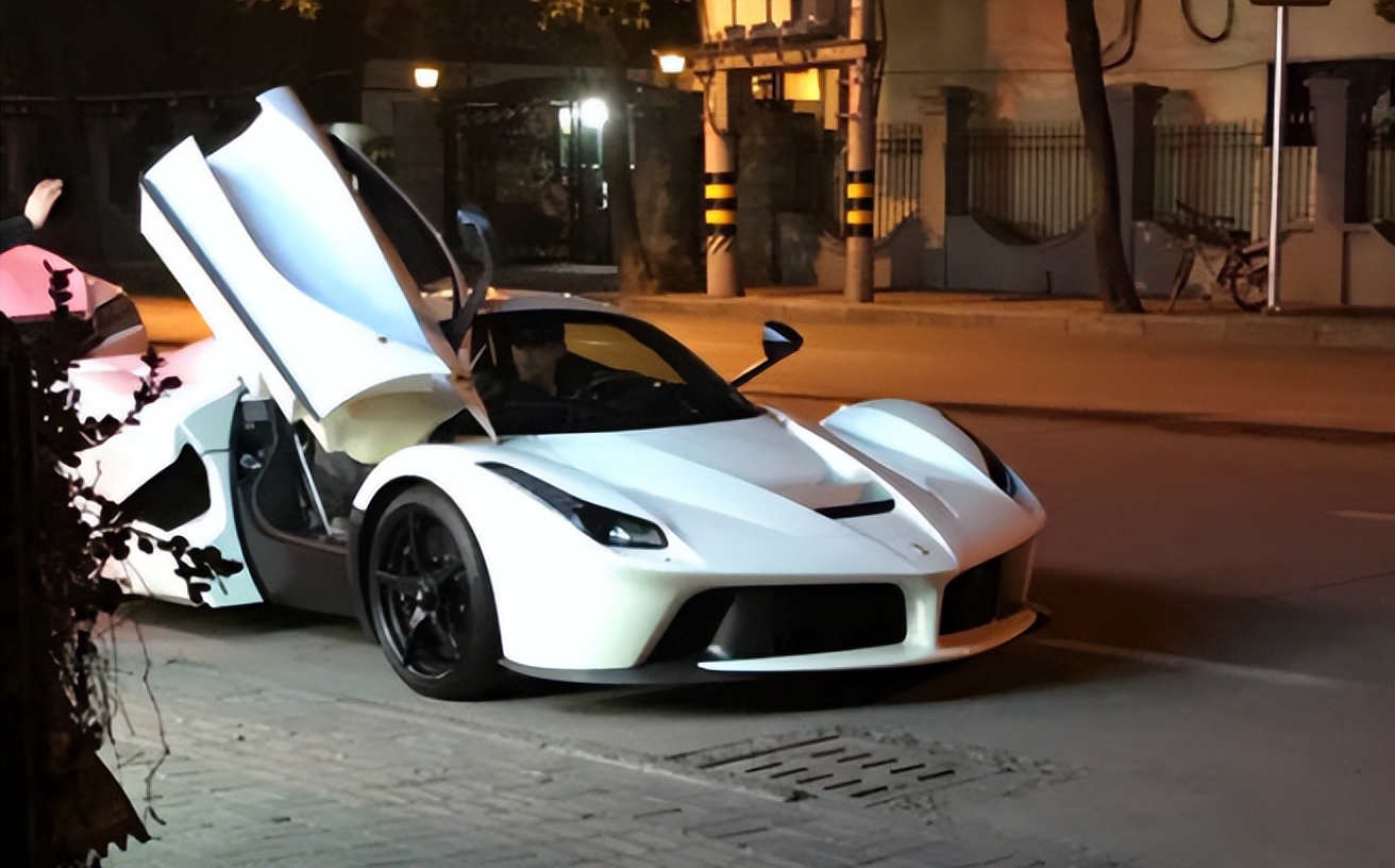 王晓晨张翰精彩片段,王晓晨对张翰行为回应