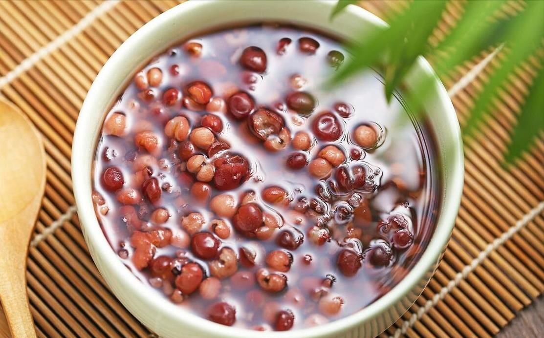 红豆不浸泡情况用高压锅压几分钟,用高压锅煮红豆沙需要提前泡红豆