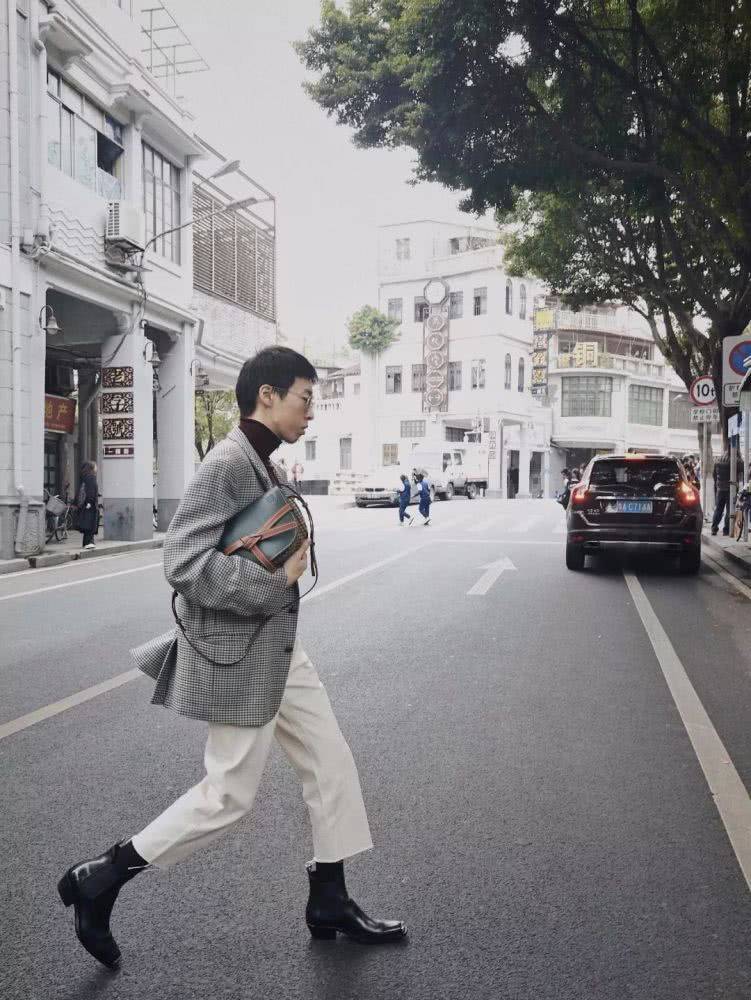 大牌经典款包包,每个大牌必入的一款经典款包包