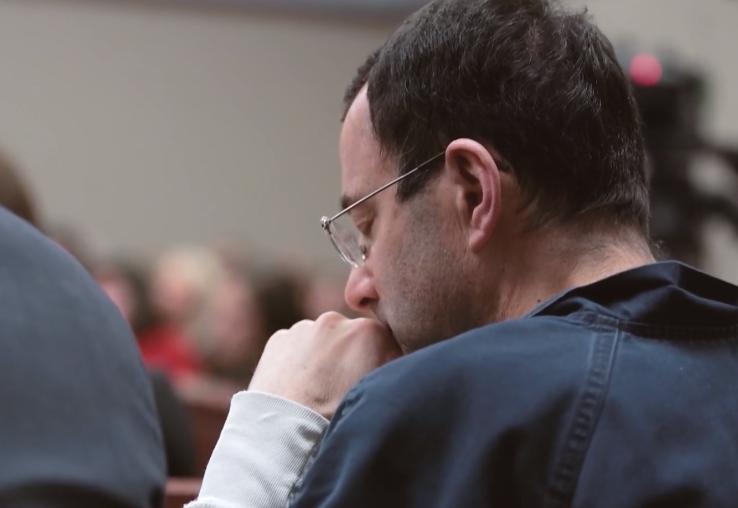 24年侵犯500多名少女，包括多位体操名将，2016年世界体坛大丑闻