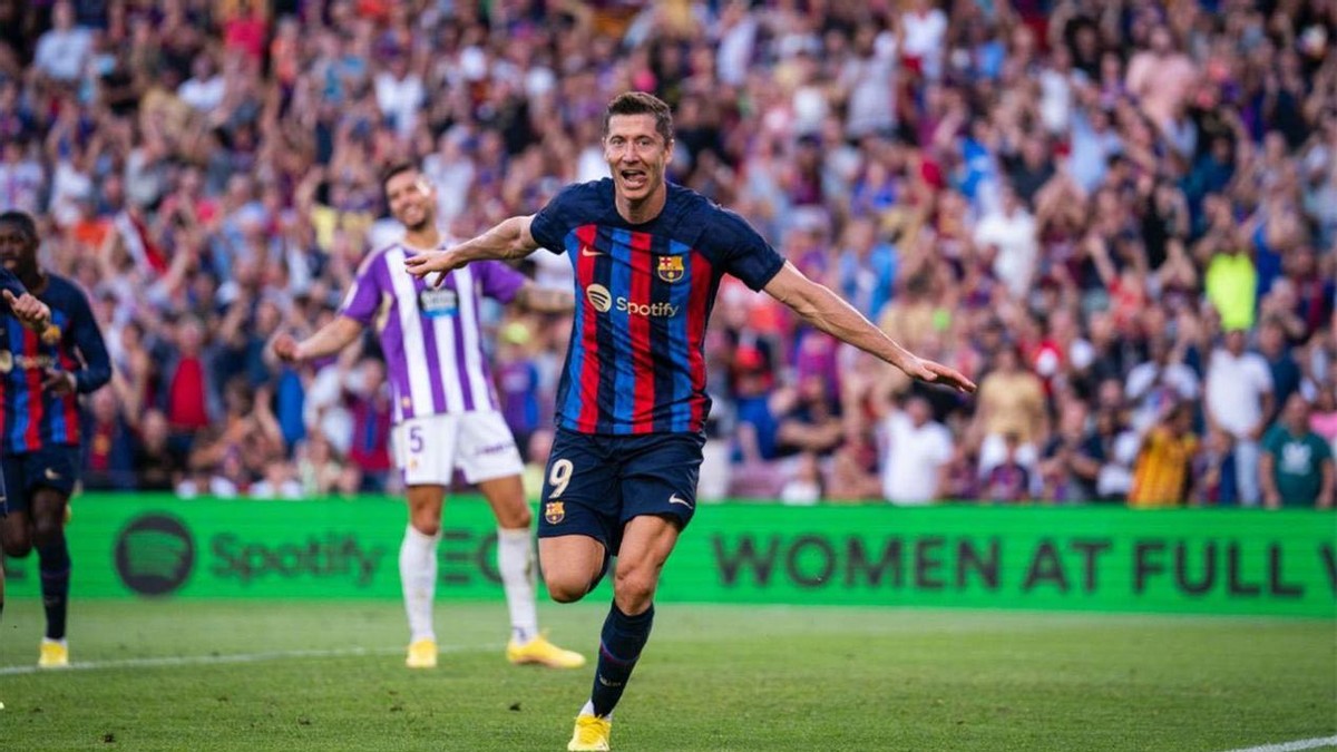 中锋谁是第一名,足坛中锋百花齐放的时代