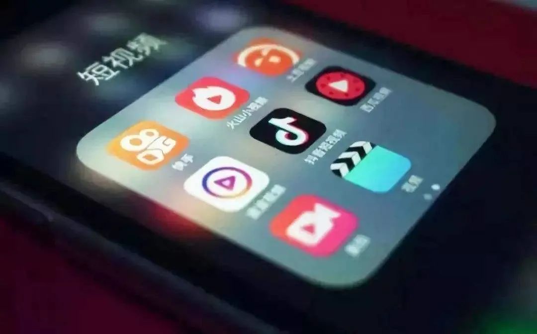 游戏直播步履维艰，斗鱼*牙虎**何时才能不迷茫？