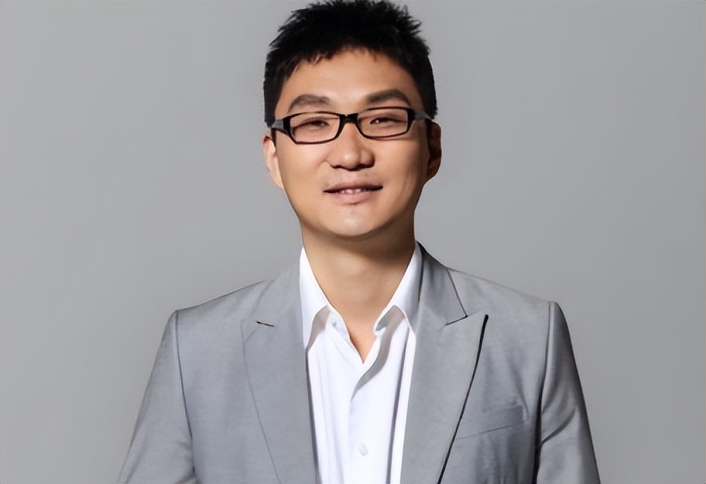 黄峥身价超马云拼多多靠什么逆袭,揭秘拼多多掌门黄峥的开挂人生