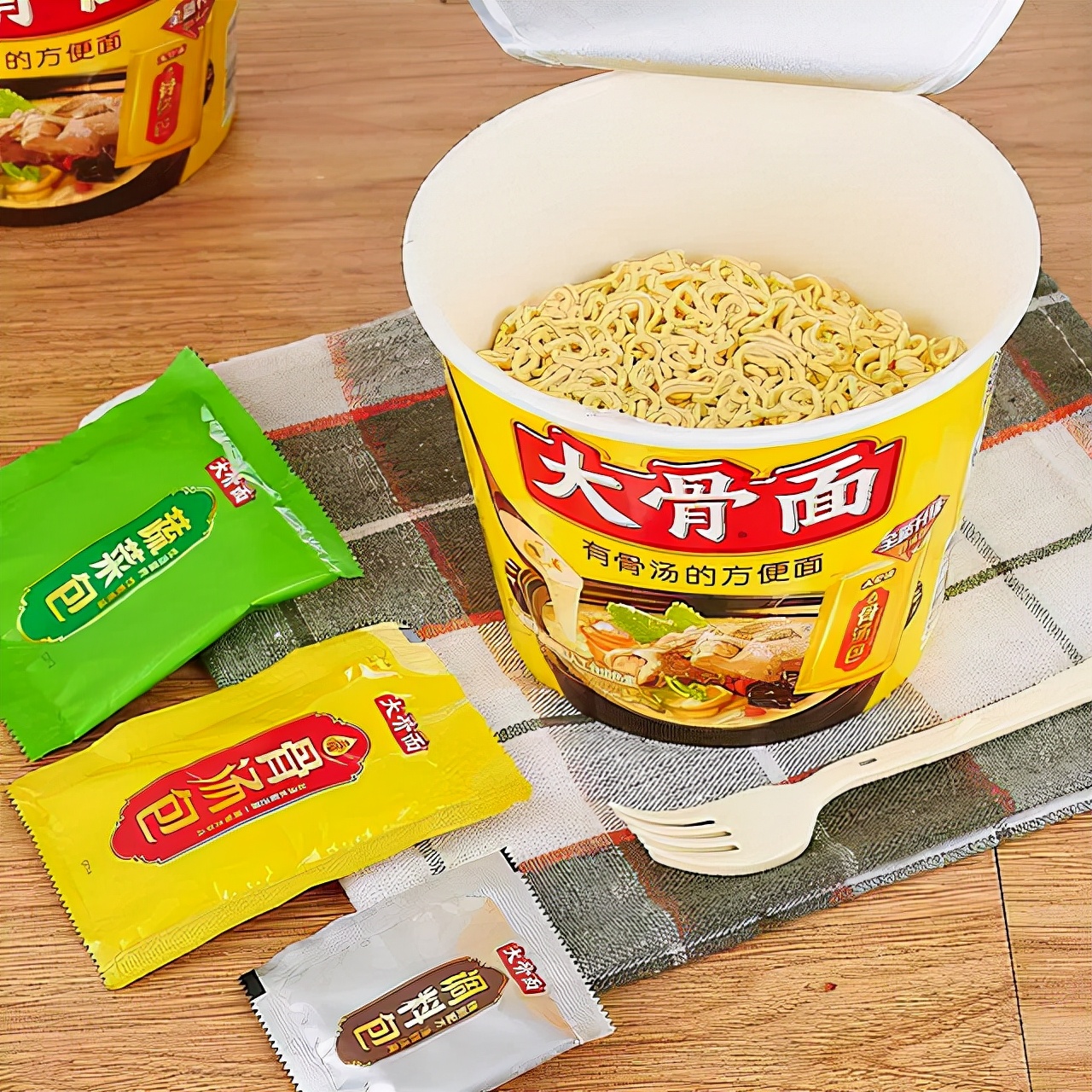 国货之光的方便面也能翻车,国货之光白象方便面之逆袭