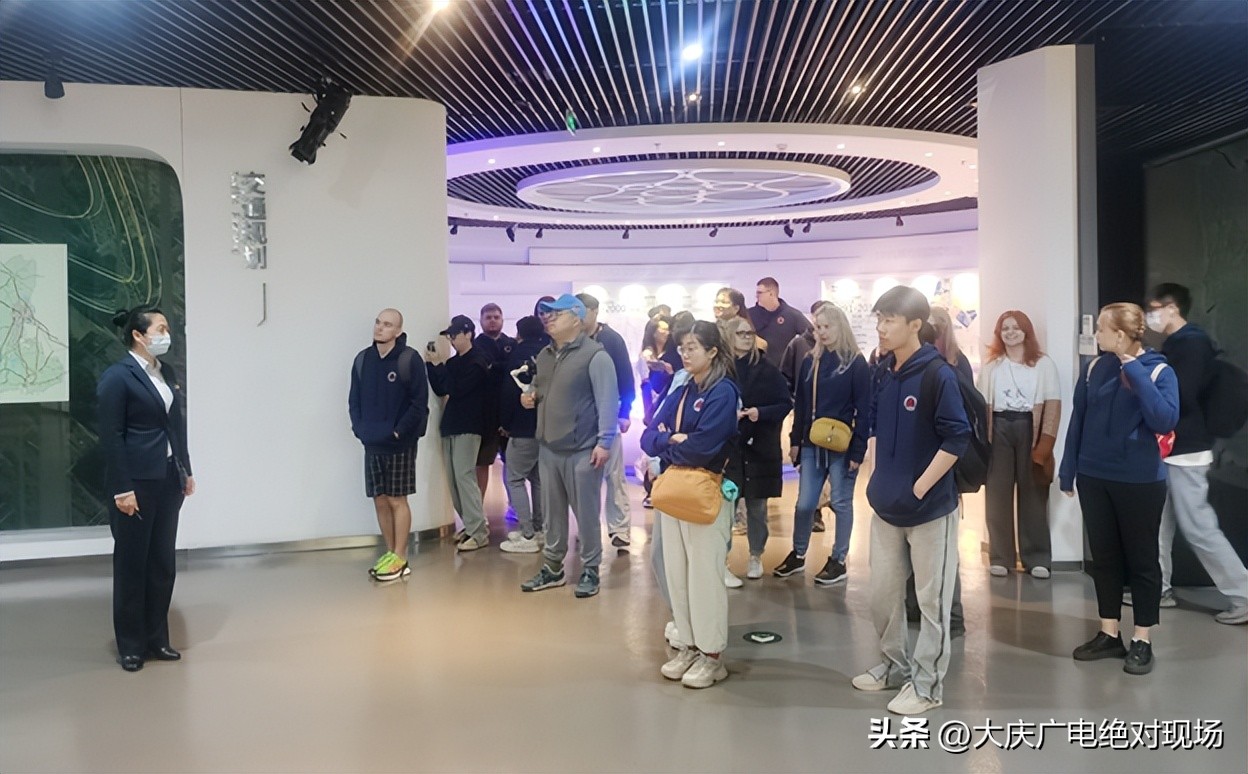 黑大“国际青年领袖营”来大庆啦