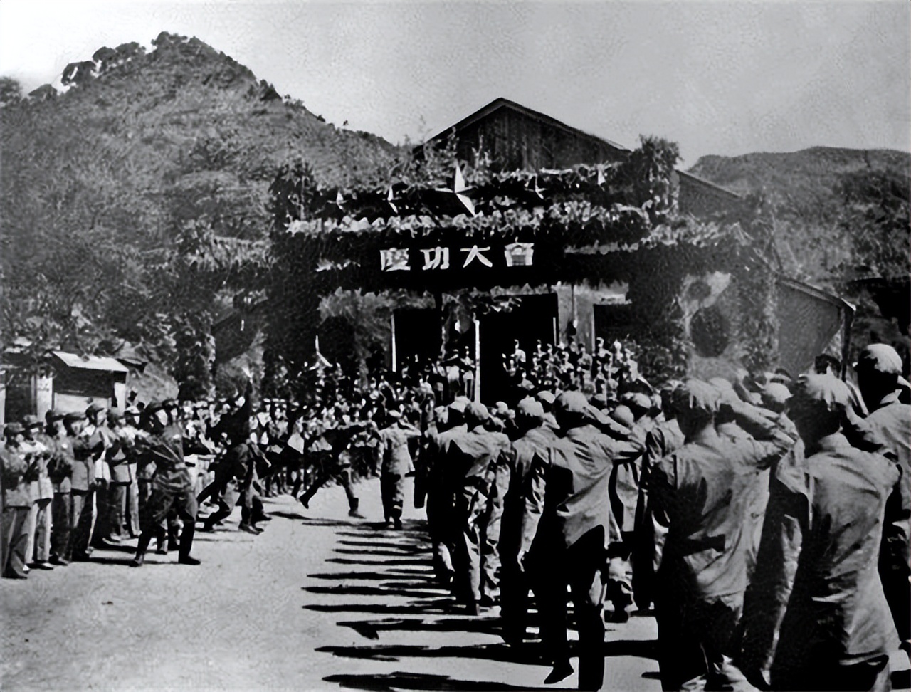 除毛岸英外，这三位“特殊后生”也去了朝鲜战场，有一人壮烈牺牲