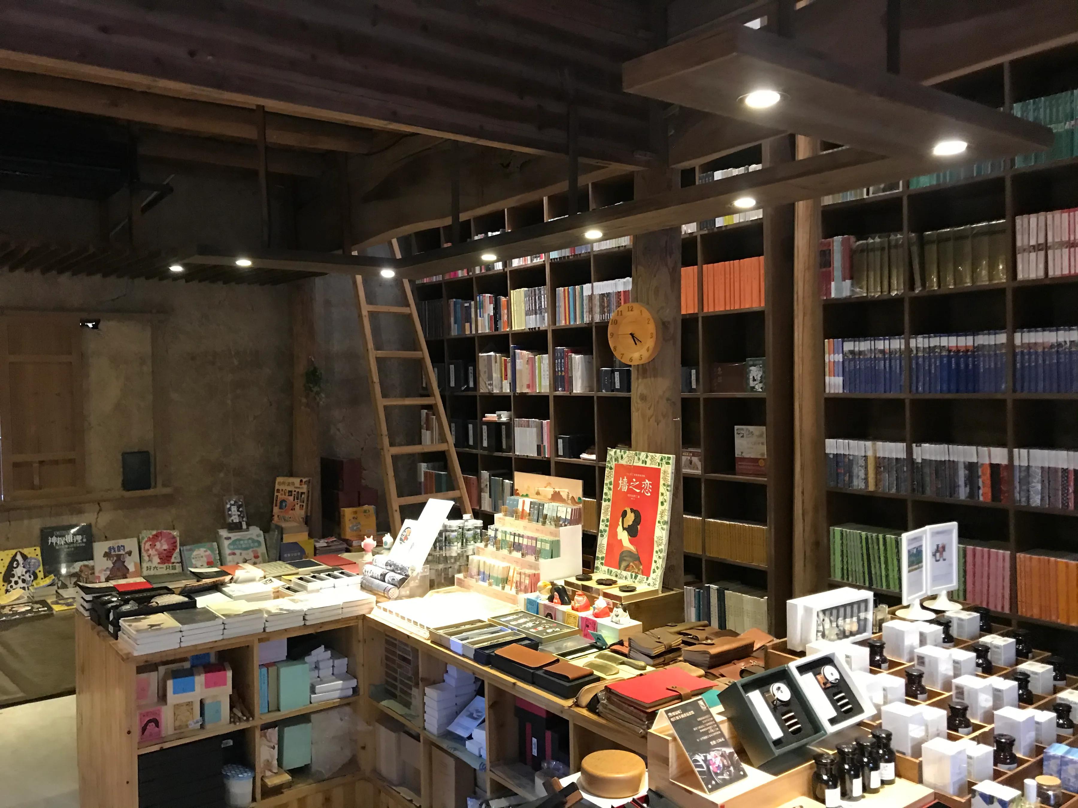 浙江桐庐芦茨村农家乐,浙江桐庐芦茨湾农家乐视频