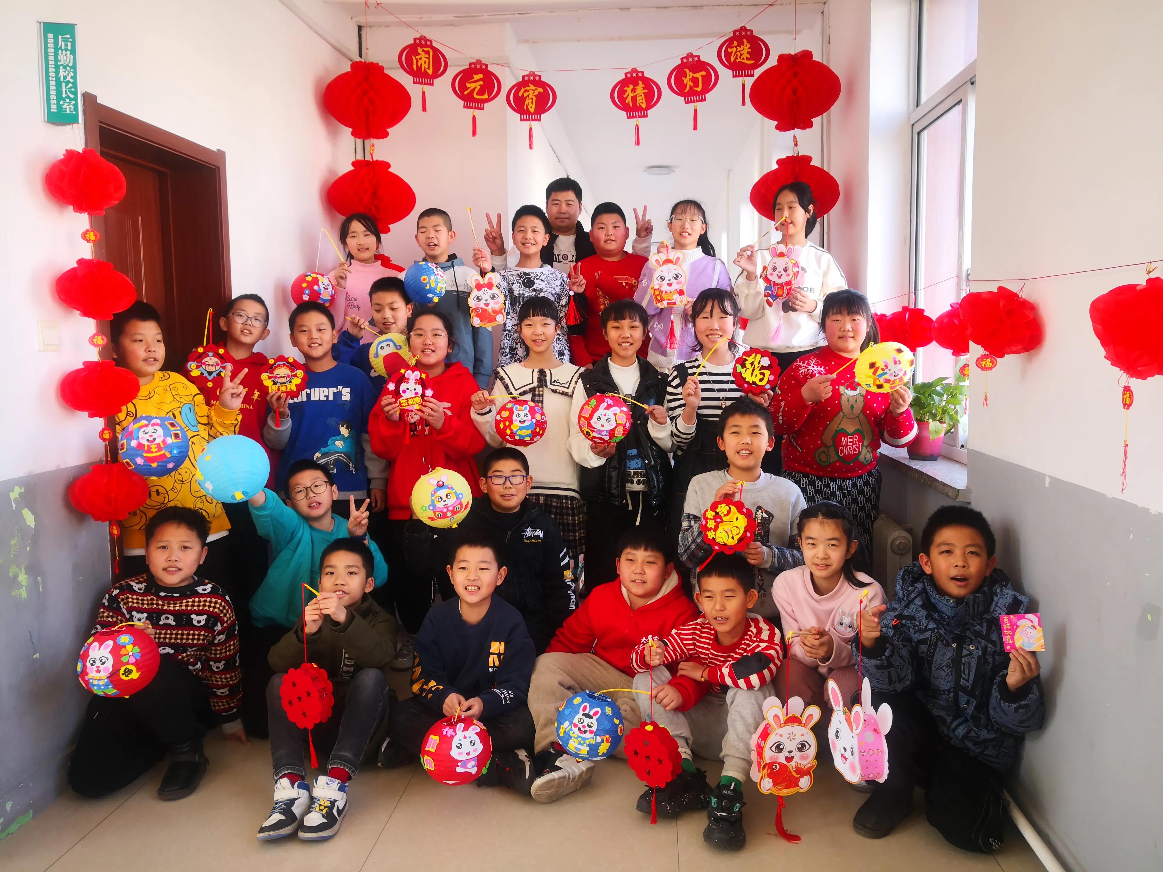 银州区第十二小学开展闹元宵活动