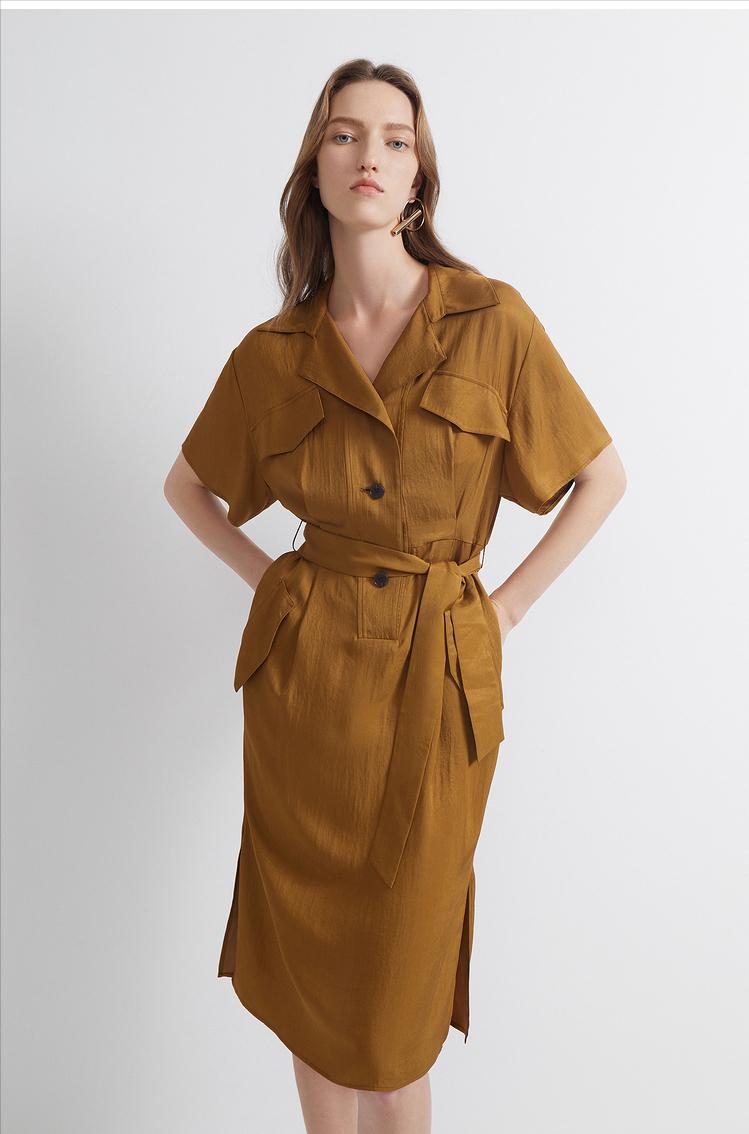 什么牌子的衣服适合30-40岁女士穿,哪种牌子的衣服适合30多岁女性穿