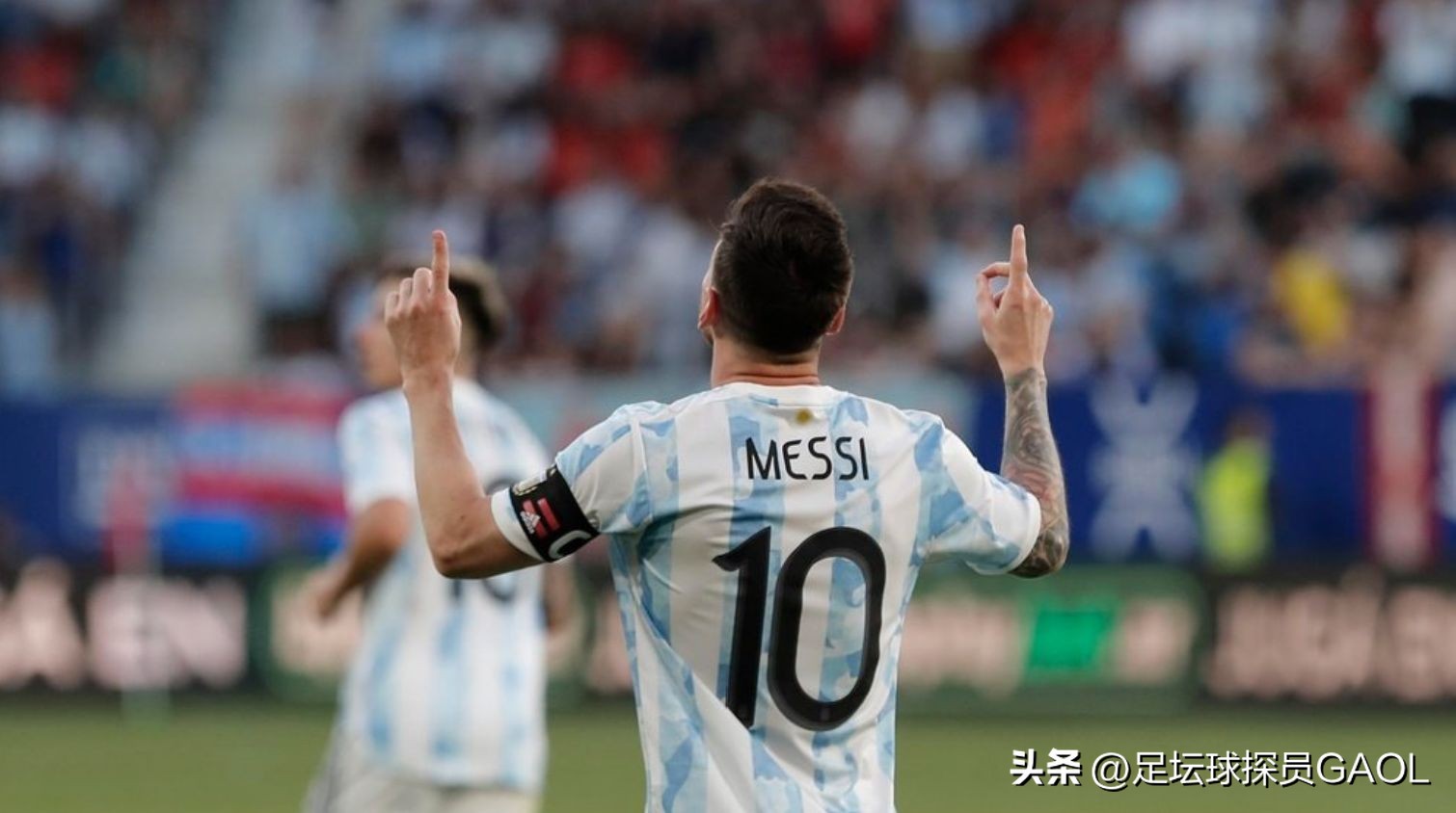 罗纳尔多和梅西马拉多纳哪个厉害,大罗和梅西的足球能力对比