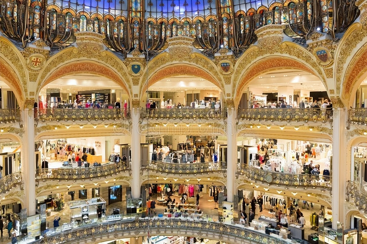 出国旅游都需要什么手续和证件,出国旅游需要的手续有哪些